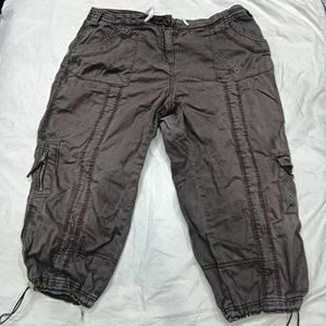 Stylish Cargo 👗Capri Pants