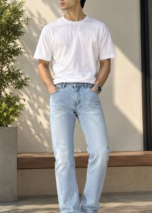 Men's Light Wash Straight Leg Jeans