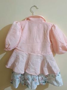 Adorable Girls' peach Floral Outfit Set