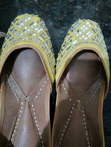Genuine leather embellished yellow jutti