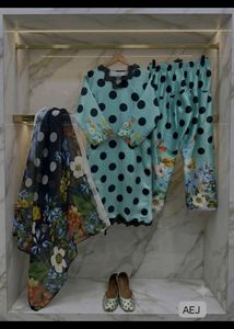Polka Dot Kurta Set with Dupatta