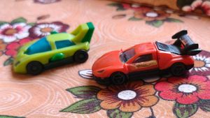 🚗🟢Miniature Toy Cars Set