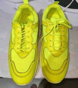 Highlander Men's Casual Shoes. Like New. No Coins
