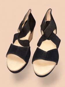 Stylish Black Wedge Sandals