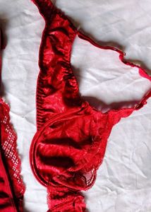 Lace Bra and Panty Set
