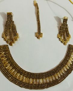 Elegant Gold Stone Jewelry Set