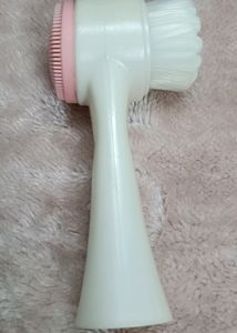 Facial Cleanser Brush