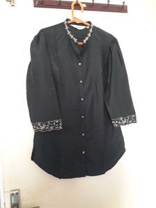 Elegant Black Embroidered Tunic Top