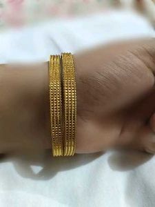Elegant Gold Tone Bangles Set💫✨✨