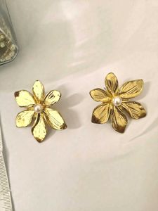 Gold Flower Pearl Stud Earrings