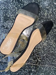 Forever 21 Stylish Black &amp; Clear Strap Sandals