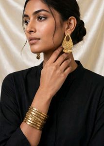 🆕Boho Chic Earrings &amp; Bangles Set