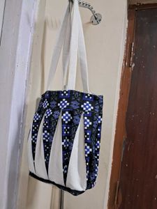 Unique Geometric Print Tote Bag