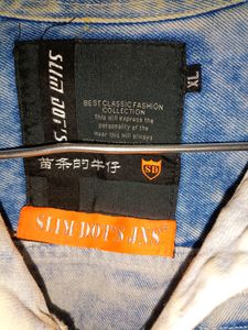 Loot📌 Denim Solid Jacket For Men