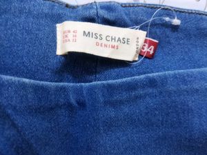 Selling Miss Chase Jeans In 900 Coins