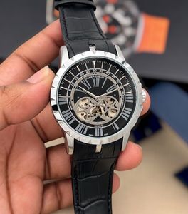 ROGER DUBUIS AXIAL
