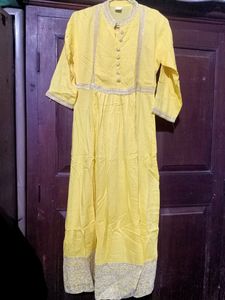 Beautiful Lemmon Yellow Gown