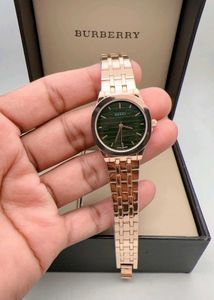GUCCI PREMIUM LADIES WATCH AT SALE