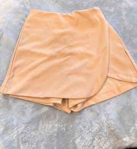 Chic Peach Skort - Versatile Style
