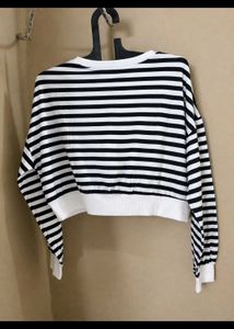 Striped Cropped Long Sleeve Top
