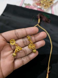 Traditional Indian Necklace &amp; Earrings Set
