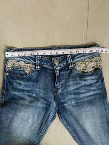 Stylish Bootcut Jeans with Embellished Pockets