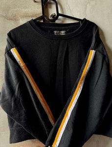 Black Crewneck Sweatshirt