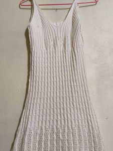 Elegant White Knit Maxi Dress
