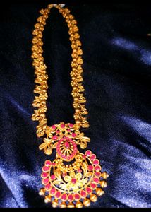 Elegant Gold-Plated Necklace