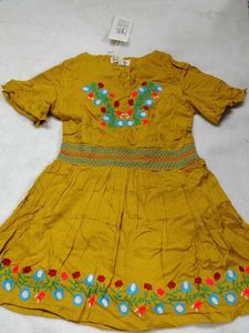 4-5Y Girl Vibrant Embroidered Yellow Kurta Top