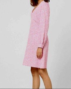 Vero Moda Pink Floral Print V-Neck Dress
