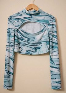 Stylish Cutout Crop Top