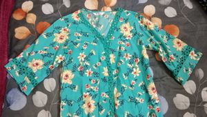 Vibrant Floral Print Kurta