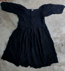 Peplum Type Mini Black Dress