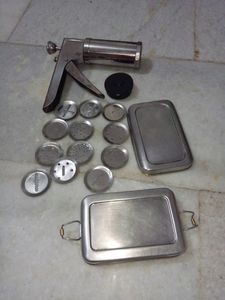 Sev Maker With Tiffin ( Price DROPS)