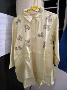 Chic Bicycle Print Button-Down Tunic Top