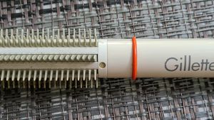 Imported Gillette Ceramic Curling Rod