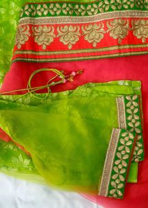 [Free Delivery]🌺Pretty Lehanga Set