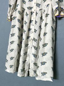 Elegant White Kurta with Leaf Print