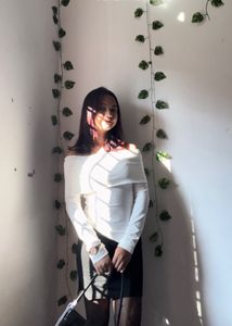 Off-Shoulder Ribbed Asymmetrical Top