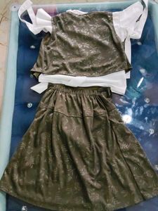 Girls' Outfit - Top &amp; Skirt
