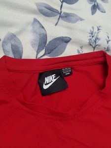 Nike Red Graphic T-Shirt