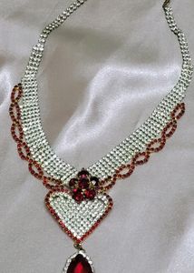 Elegent Diamond Neckale
