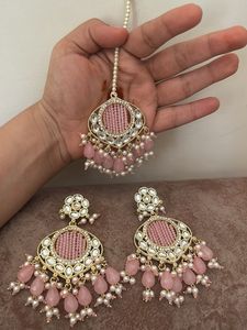 Stunning Pink Kundan earring with maang ti
