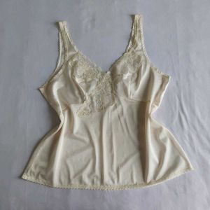 Vintage Lace Trim Cami Slip 🦢✨️