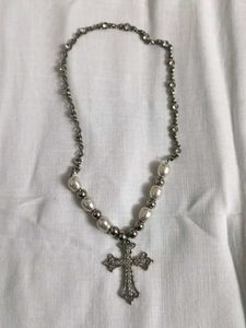 Elegant Cross Pearl Necklace