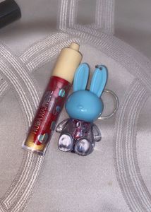 Huda Matte Liquid Lipstick with Bunny Charm Keycha