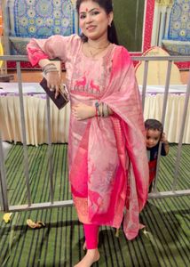 Beautiful Pink Kurta Set with Deer Print