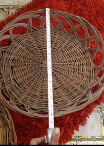 5. Set of 2 Wicker Plates