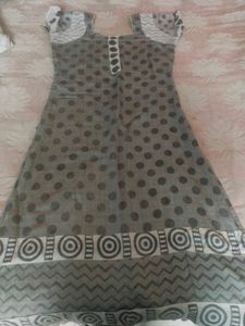Women Grey&amp;White Kurta Set